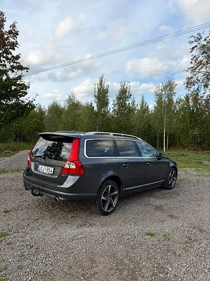 Volvo V70 2009 photo 4