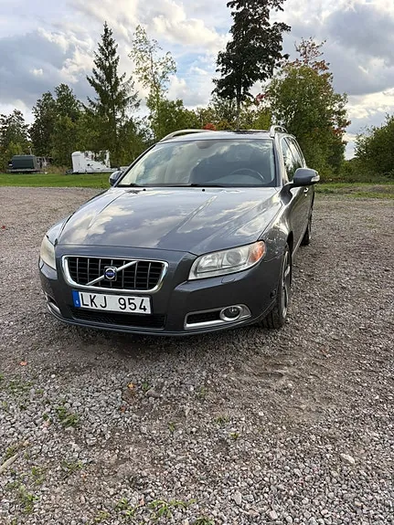 Volvo V70 2009 photo 5
