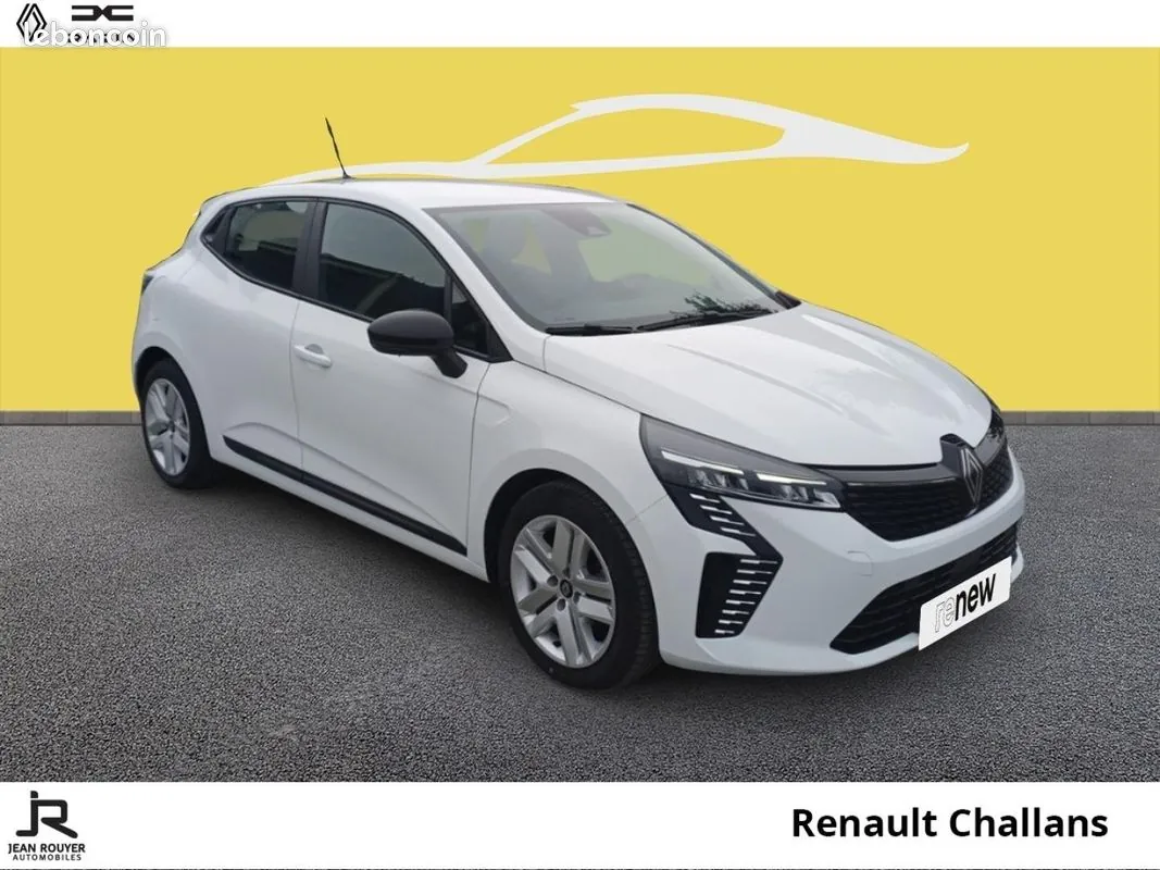 Renault Clio 2023 photo 2
