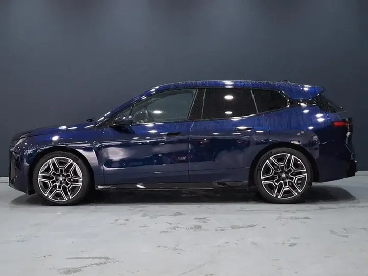 BMW Ix 2026 photo 4