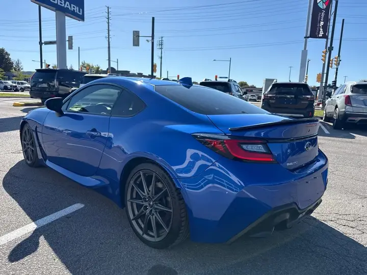 Subaru Brz 2023 photo 5