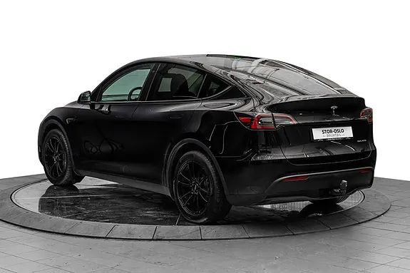 Tesla Model Y 2024 photo 5