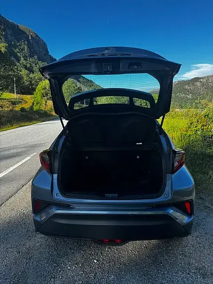 Toyota C-Hr 2023 photo 5