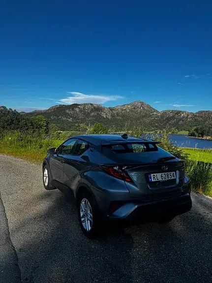 Toyota C-Hr 2023 photo 4