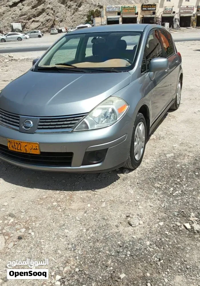 Nissan Versa 2012 photo 5