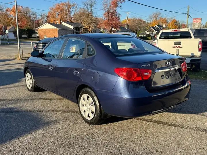 Hyundai Elantra 2010 photo 4
