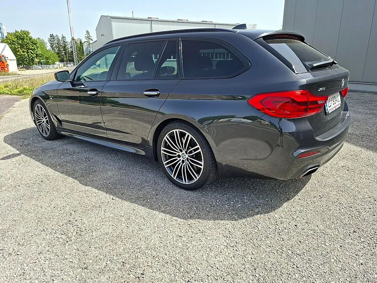 BMW 5Er-Reihe 530I 2018 photo 2