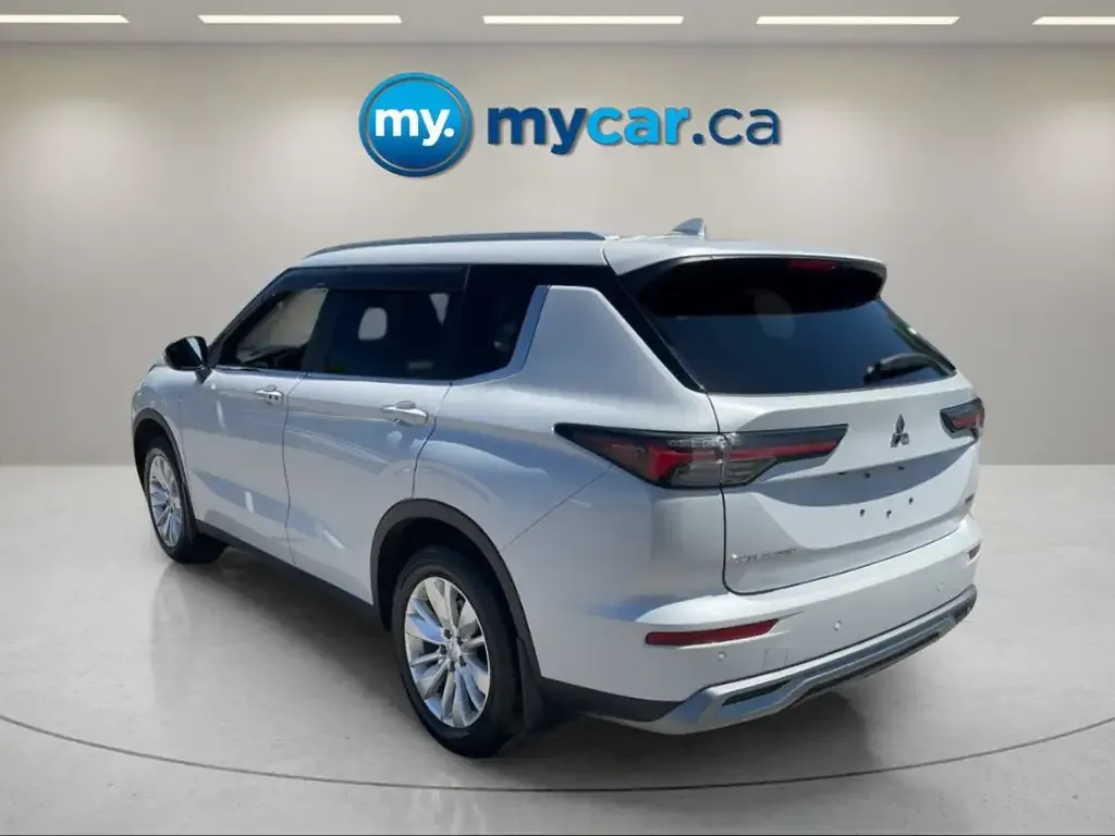Mitsubishi Outlander 2025 photo 4