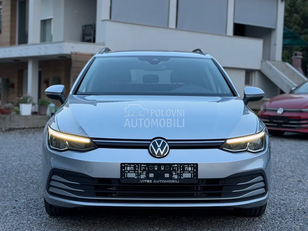 Volkswagen Golf 2022 photo 2