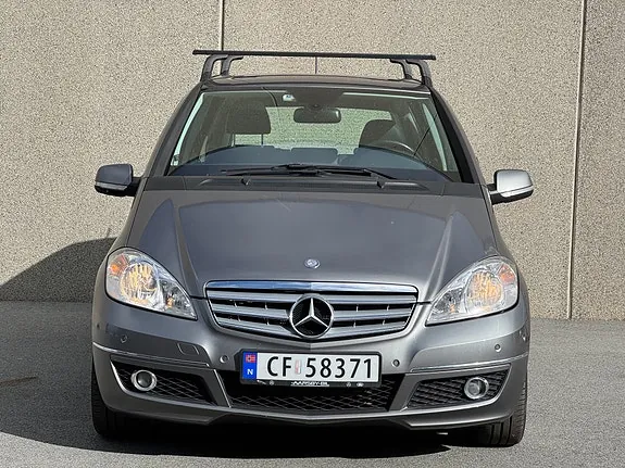 Mercedes-Benz A160 2011 photo 2