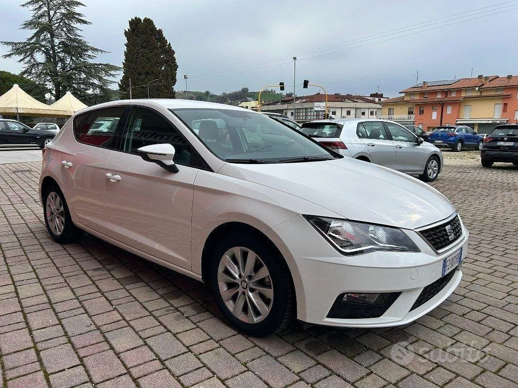 Seat Leon 2019 photo 2