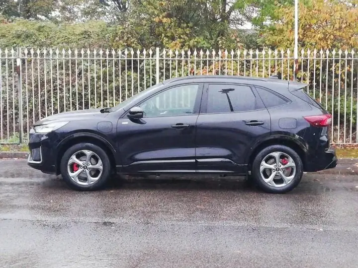 Ford Kuga 2024 photo 2