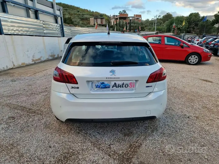Peugeot 308 2016 photo 5
