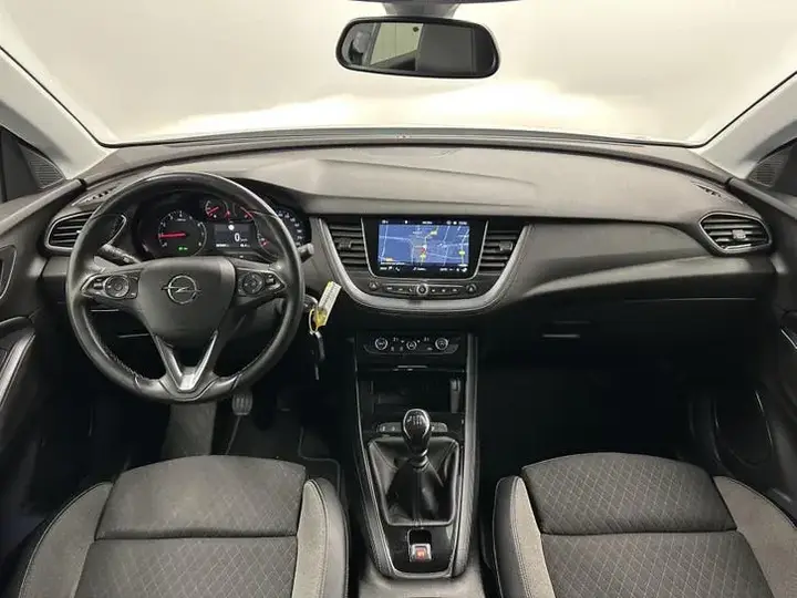 Opel Grandland X 2019 photo 2