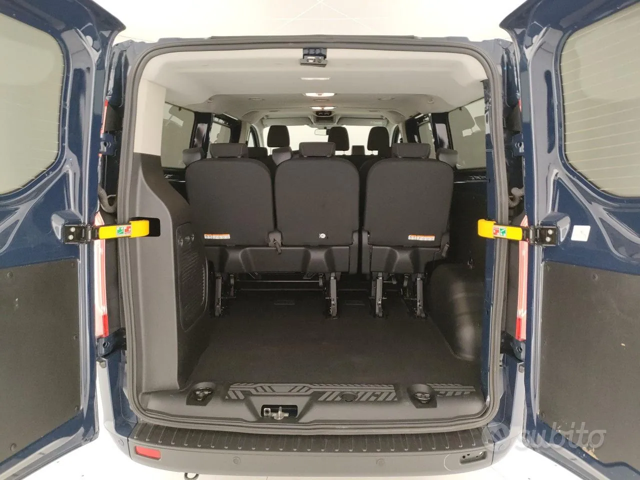 Ford Transit Custom photo 4