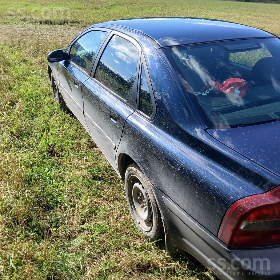 Volvo S80 2003 photo 2