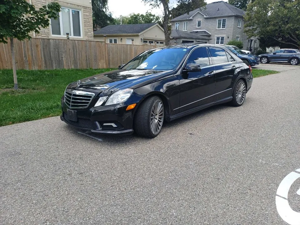 Mercedes-Benz E-Class 2012 photo 2