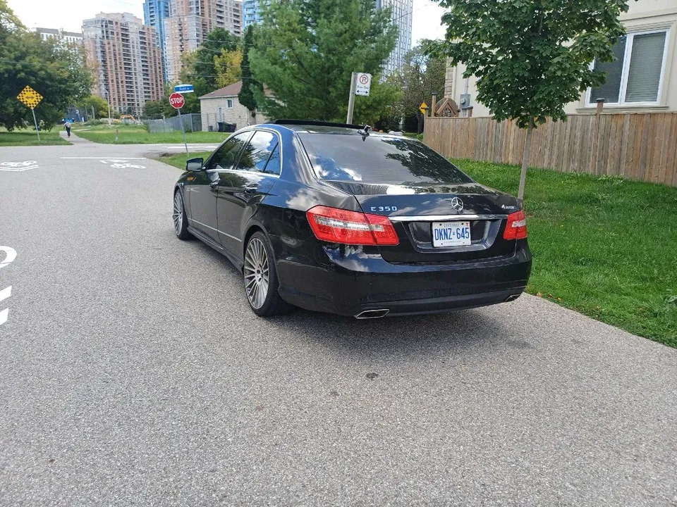 Mercedes-Benz E-Class 2012 photo 4