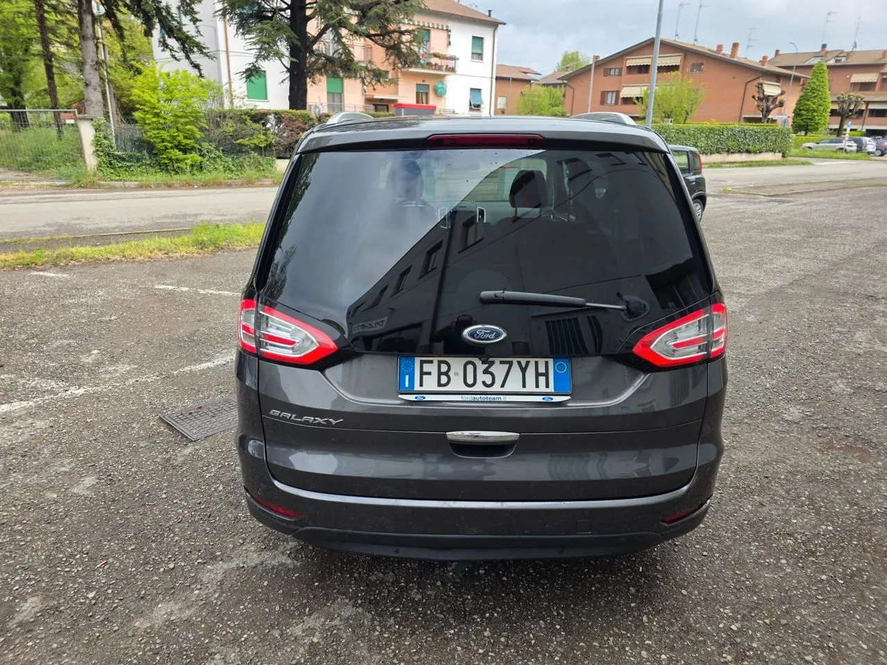 Ford Galaxy 2016 photo 5