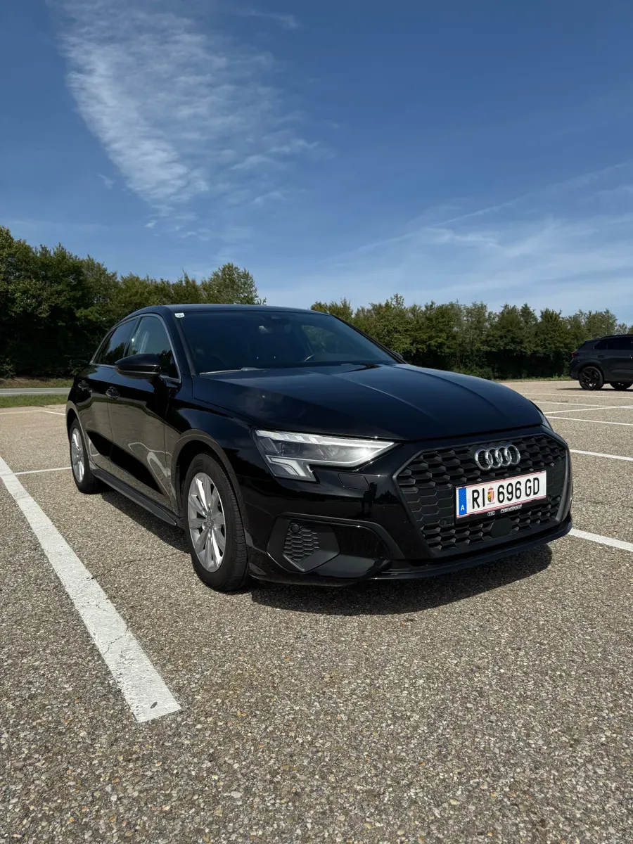 Audi A3 2021 photo 2