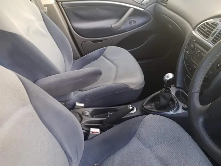 Citroen C5 2004 photo 4