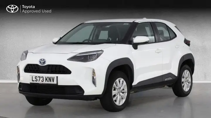 Toyota Yaris Cross 2023 photo 3