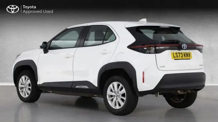 Toyota Yaris Cross 2023 photo 4