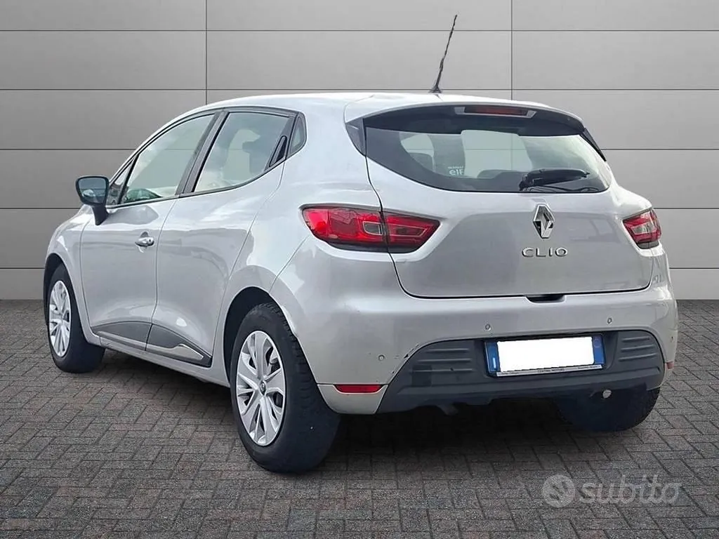 Renault Clio 2019 photo 2