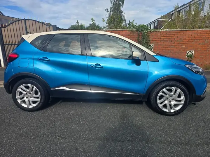 Renault Captur 2014 photo 2