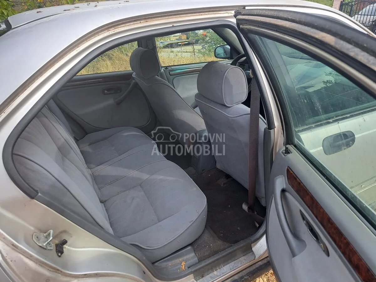 Rover 400 2001 photo 4