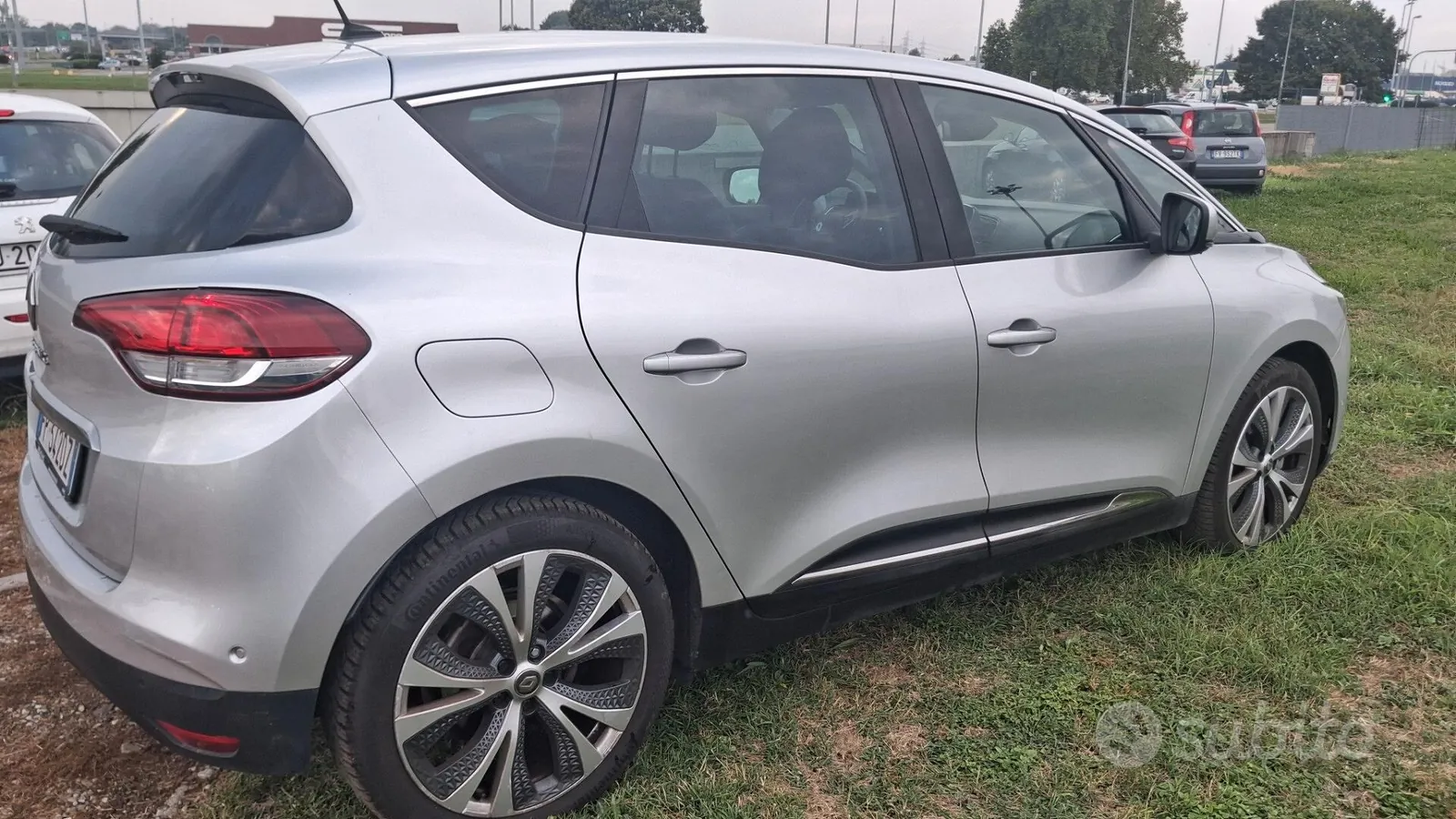Renault Scenic 2018 photo 4