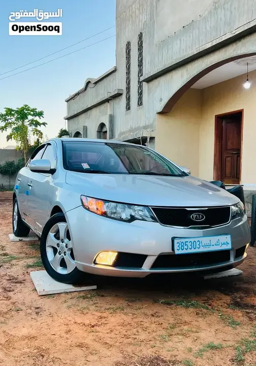 Kia Forte 2010 photo 3