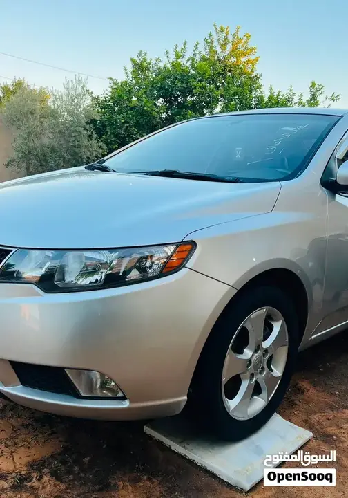 Kia Forte 2010 photo 4
