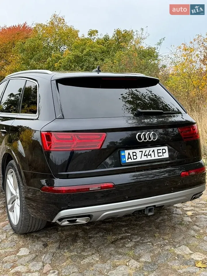 Audi Q7 2017 photo 3