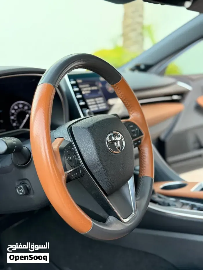 Toyota Avalon 2020 photo 2