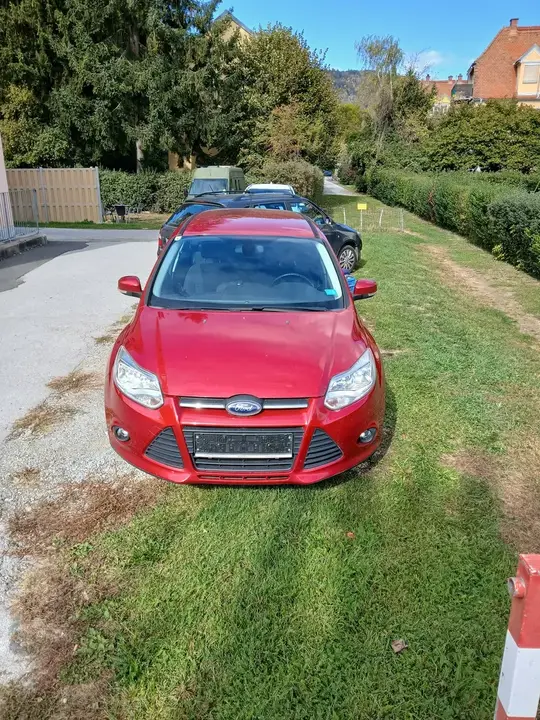 Ford Focus 2013 photo 3