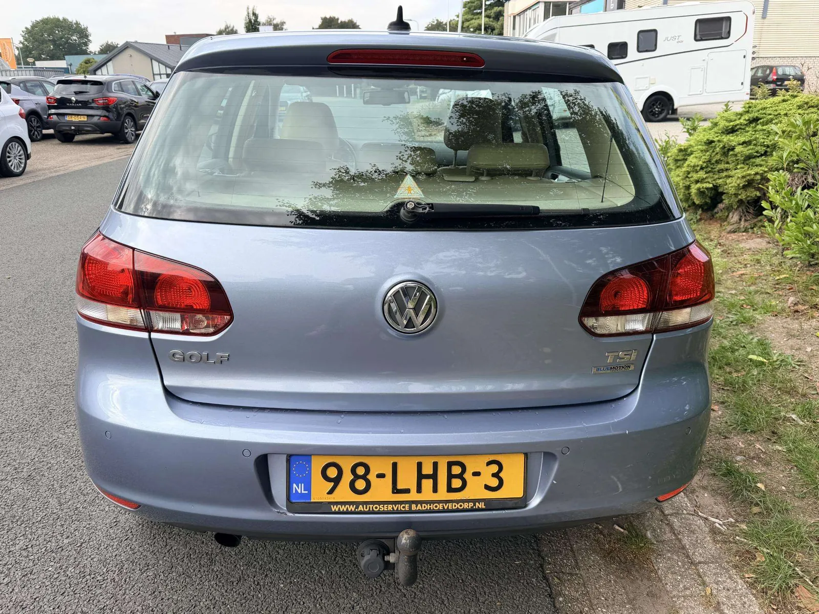Volkswagen Golf 2010 photo 4