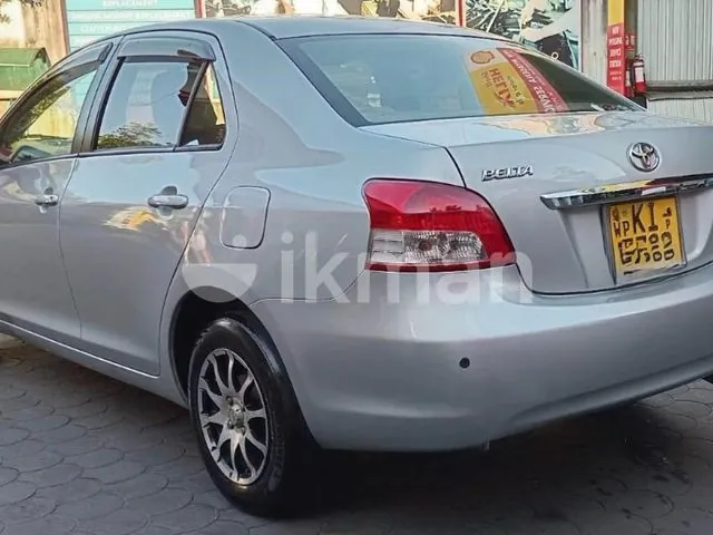 Toyota Belta 2007 photo 2