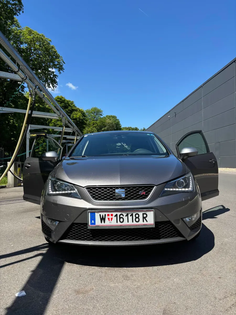 Seat Ibiza 2016 photo 3
