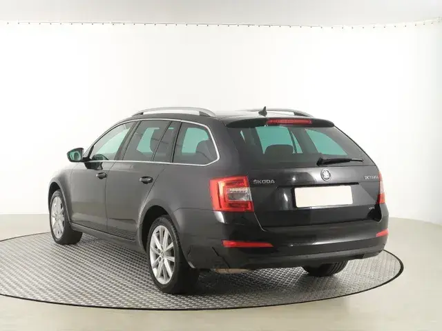 Skoda Octavia Combi 2016 photo 3