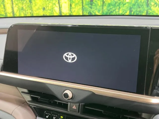 Toyota Crown Crossover 2023 photo 3