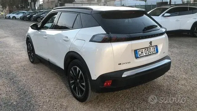 Peugeot 2008 2022 photo 3