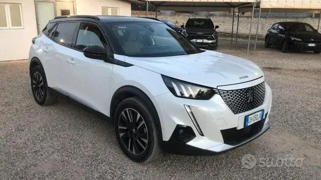 Peugeot 2008 2022 photo 2