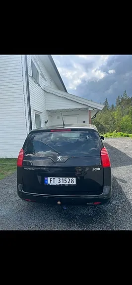 Peugeot 5008 2010 photo 3
