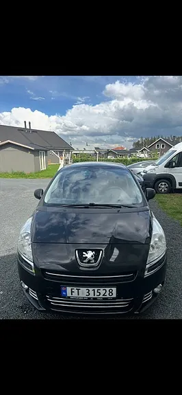 Peugeot 5008 2010 photo 4
