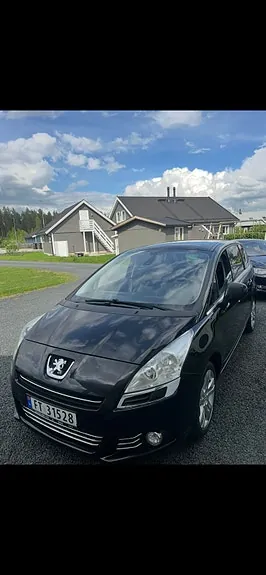 Peugeot 5008 2010 photo 5