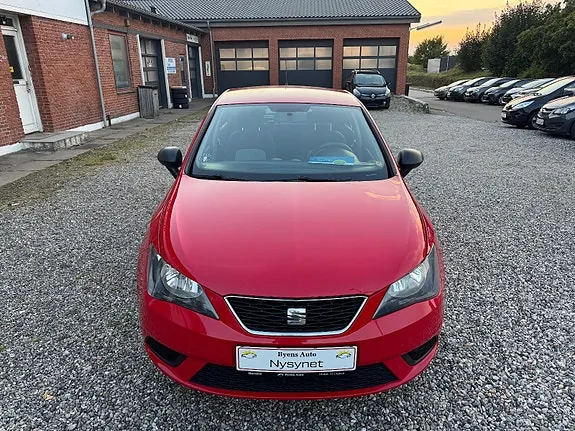 Seat Ibiza 2015 photo 4