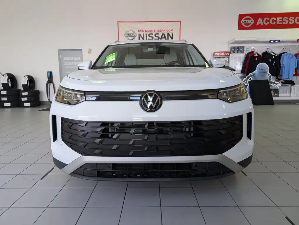 Volkswagen Tiguan 2025 photo 2