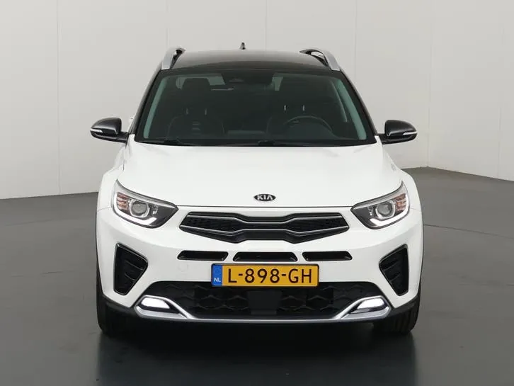Kia Stonic 2021 photo 3