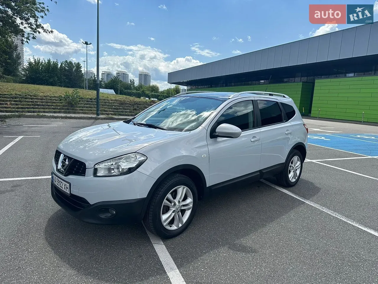 Nissan Qashqai+2
